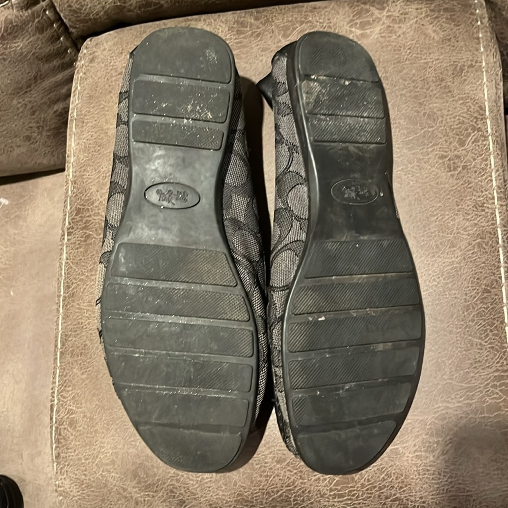 Coach signature black loafers, size 8 - Picture 9 of 9